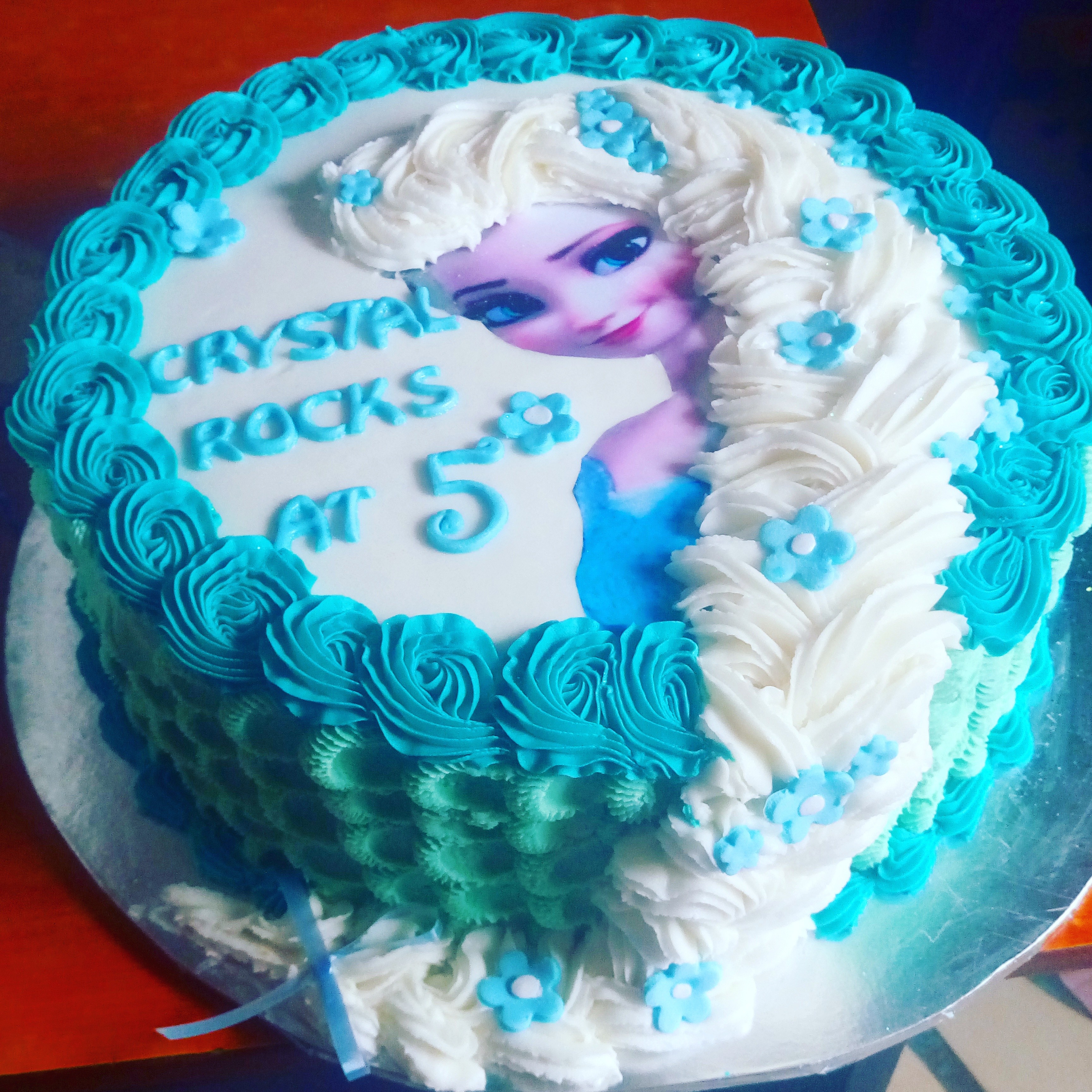 Frozen themed butter cream