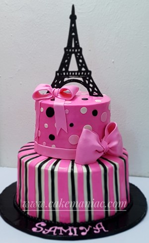 Eiffel Tower Cake 